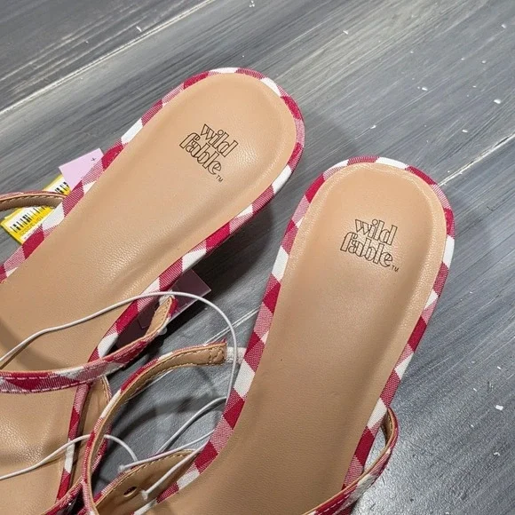 Wild Fable Lysandra Kitten Heels Sandals Red White Gingham Eyelet Pointed Toe - Picture 12 of 14